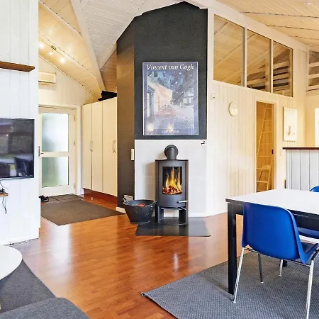 11 Person Holiday In Str By Holiday home