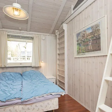 11 Person Holiday In Str By Stroby